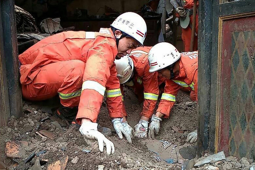 瑞馬燃氣壁掛爐，魯?shù)榈卣? width=