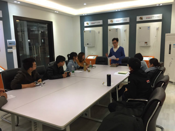 瑞馬壁掛爐：加強(qiáng)專業(yè)知識(shí)，打造優(yōu)質(zhì)服務(wù)22