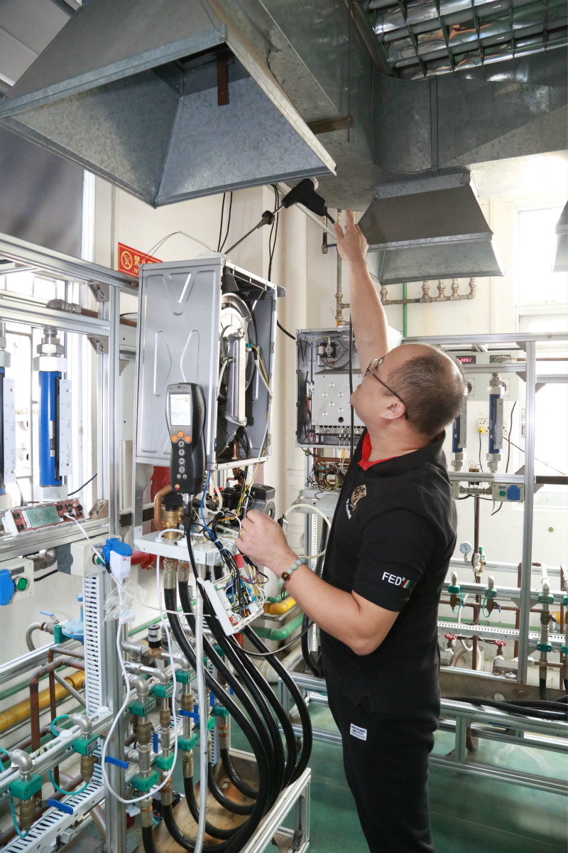 【瑞馬人物專訪】周劍鋒：寶劍鋒從磨礪出，梅花香自苦寒來