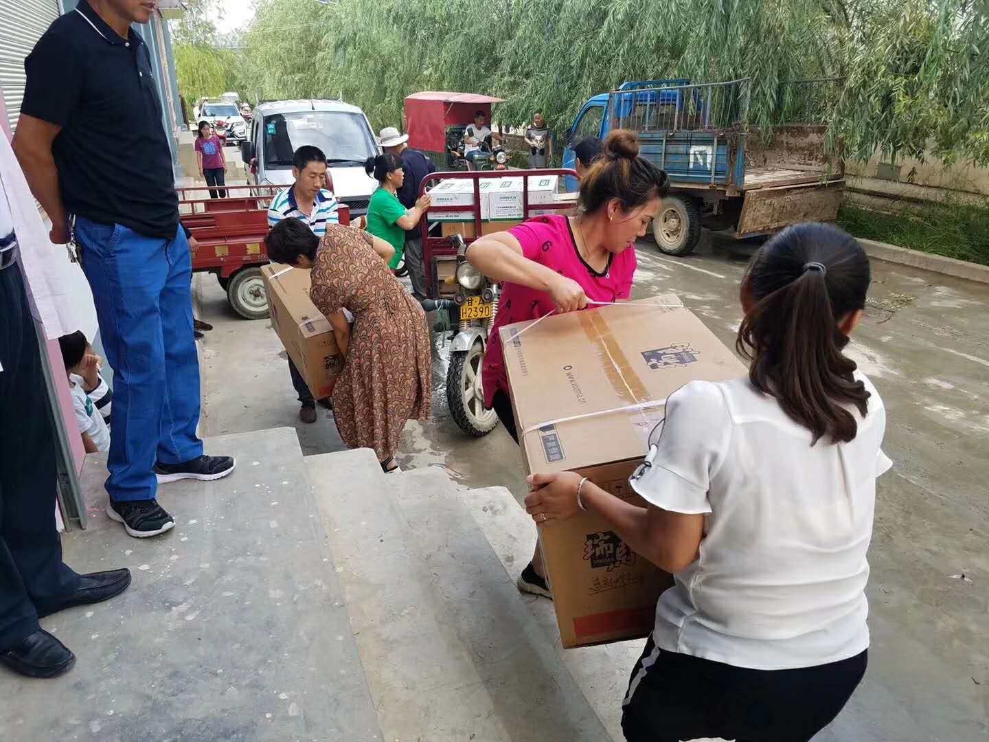 瑞馬壁掛爐牽手蘭州馮家灣村改造煤改氣工程 瑞馬壁掛爐牽手蘭州馮家灣村改造煤改氣工程